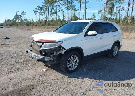 2015 Kia Sorento Lx z USA, uszkodzony, nr VIN 5XYKT3A61FG660796